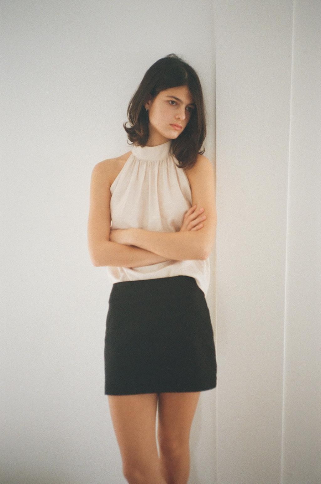 LIA HALTERNECK TOP / PALE ROSE