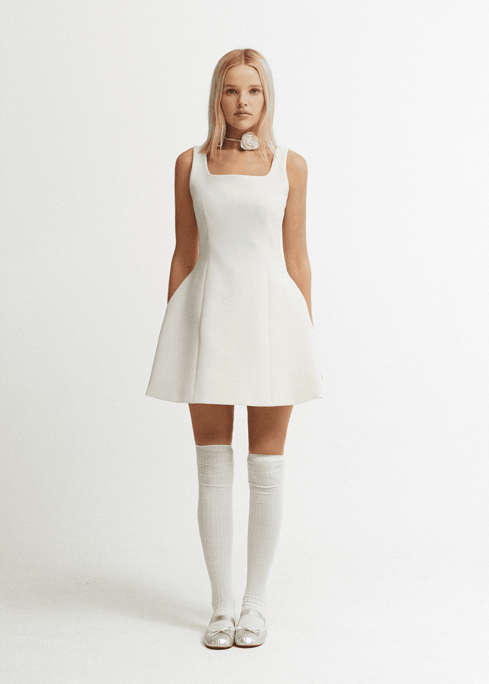 BACK RIBBON DRESS_IVORY