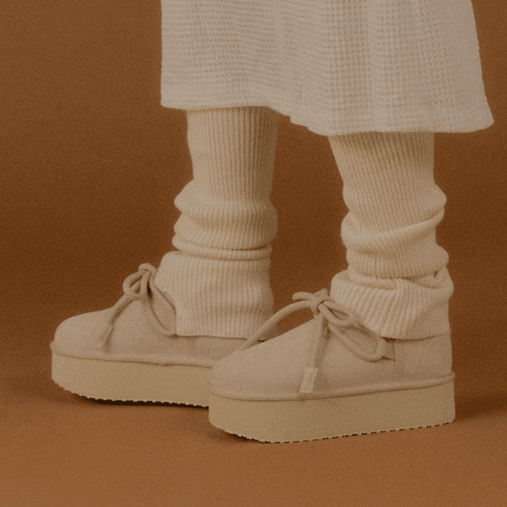 Fuzzy ribbon platform boots_Beige