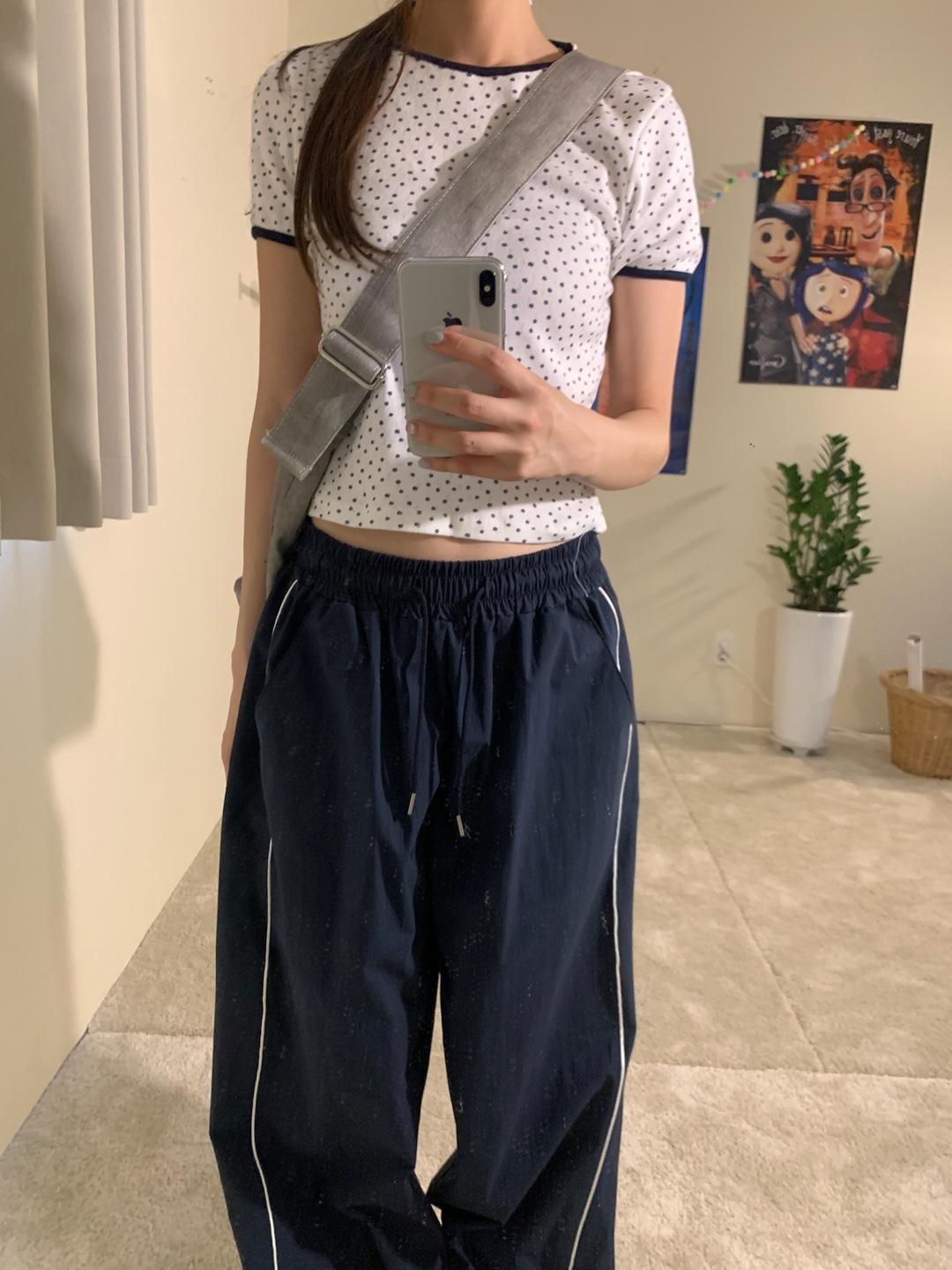 tiny floral tee