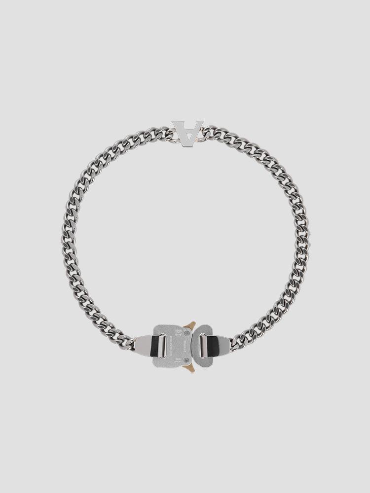 SILVER CHARM BUCKLE NECKLACE  알릭스 실버 참 버클 목걸이