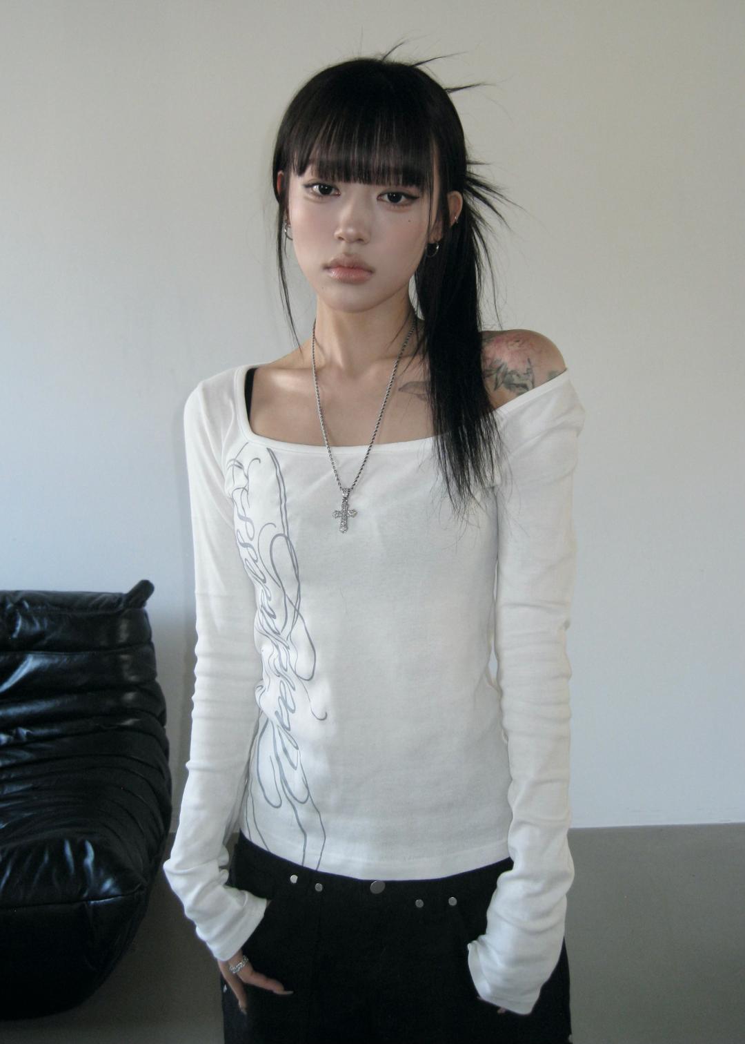 SALIX LETTERING SLIM T (WHITE) 3/23 발송