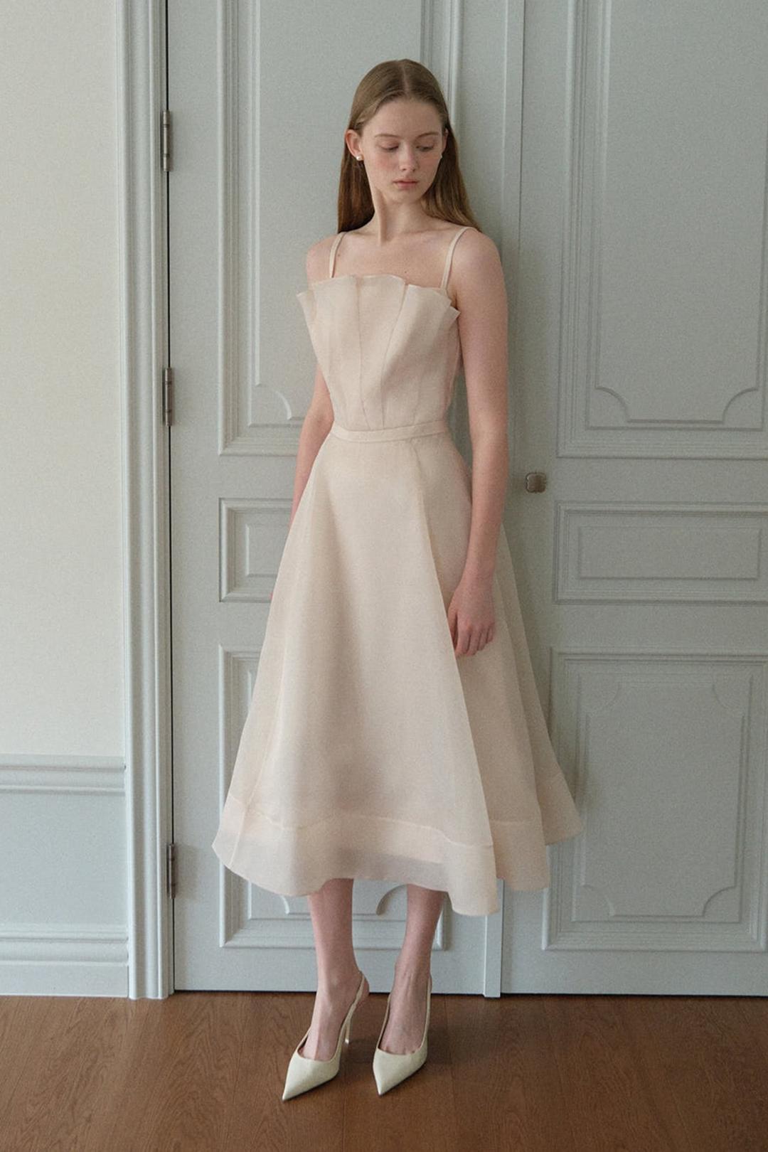 RENNIE Organza sleeveless flared long dress (Cream)