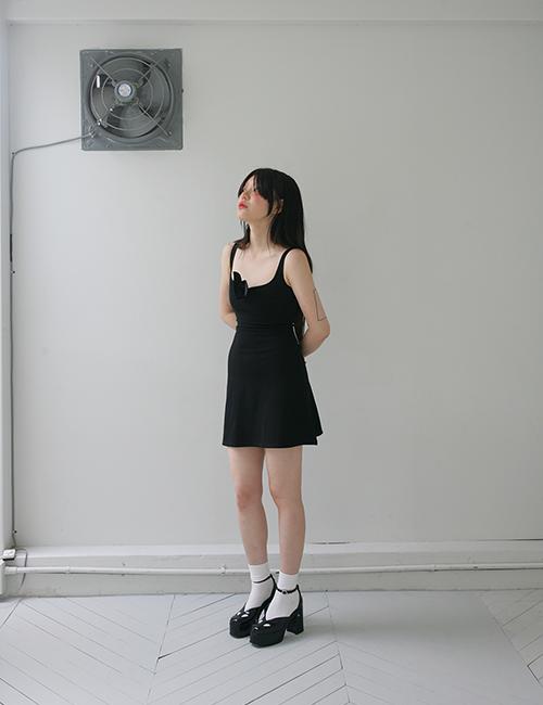 sleeveless stretch dress / pre-order