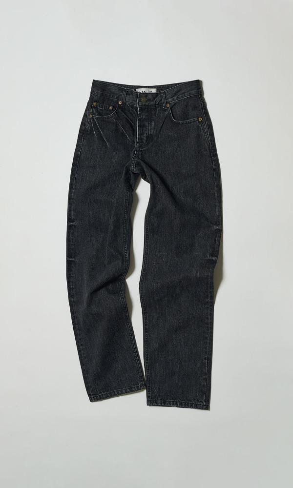 [1차 리오더] VINTAGE WASHED 90S STRAIGHT DENIM (BLACK)