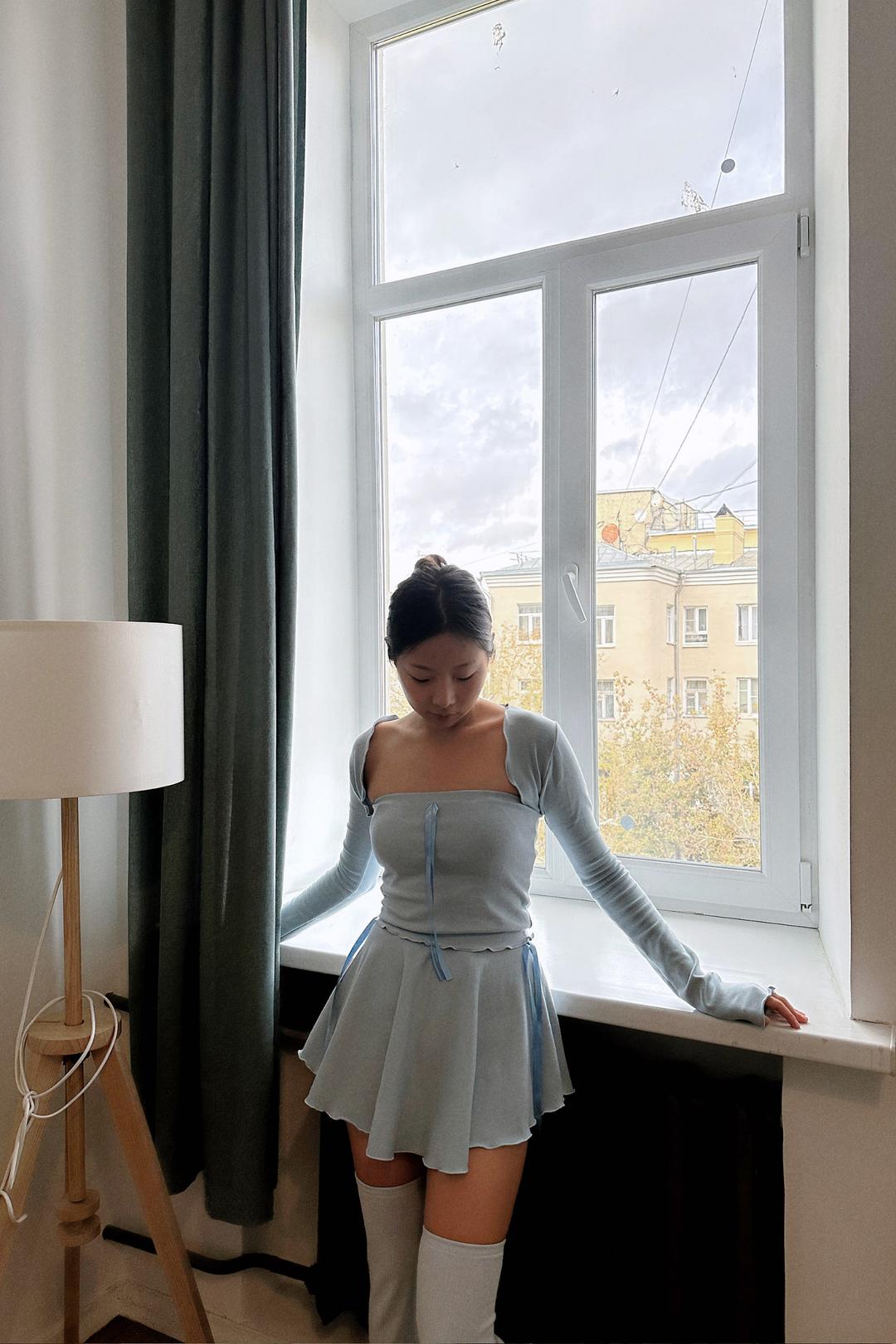 Laura Shrug (2 colours) l 로라 슈러그