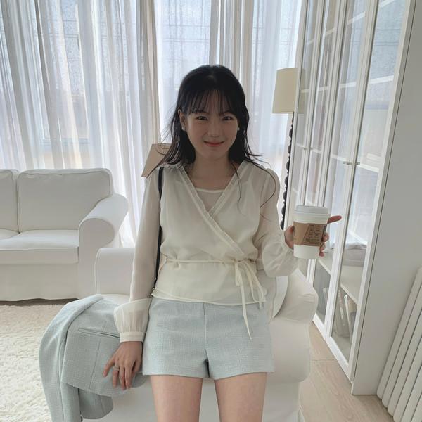 • [이너set✨] Dessert wrap blouse