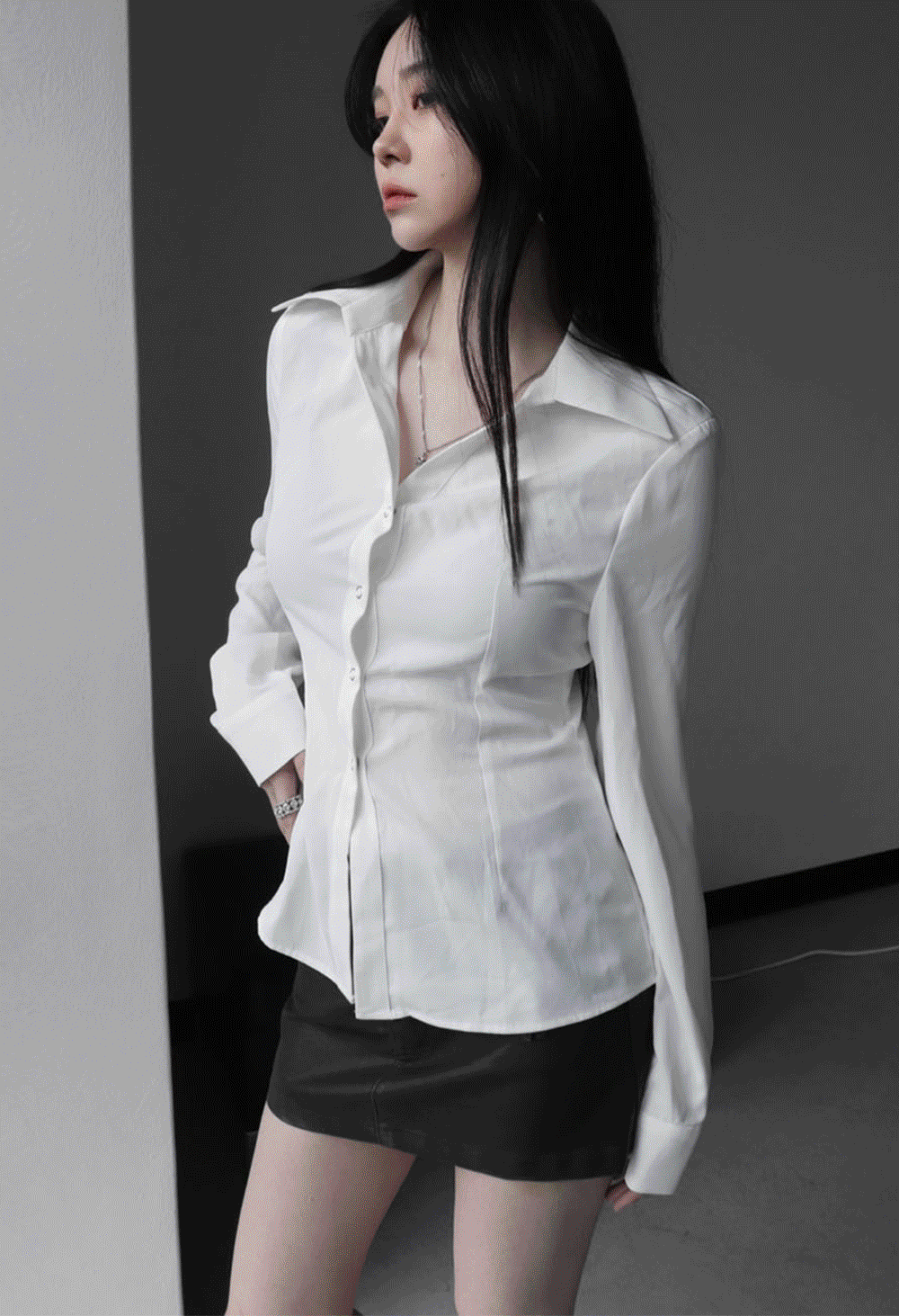snap slim fit collar blouse