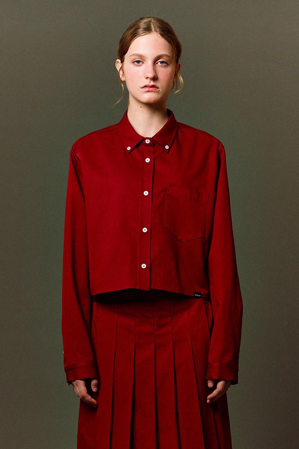 minimal cropped shirt (red wine)