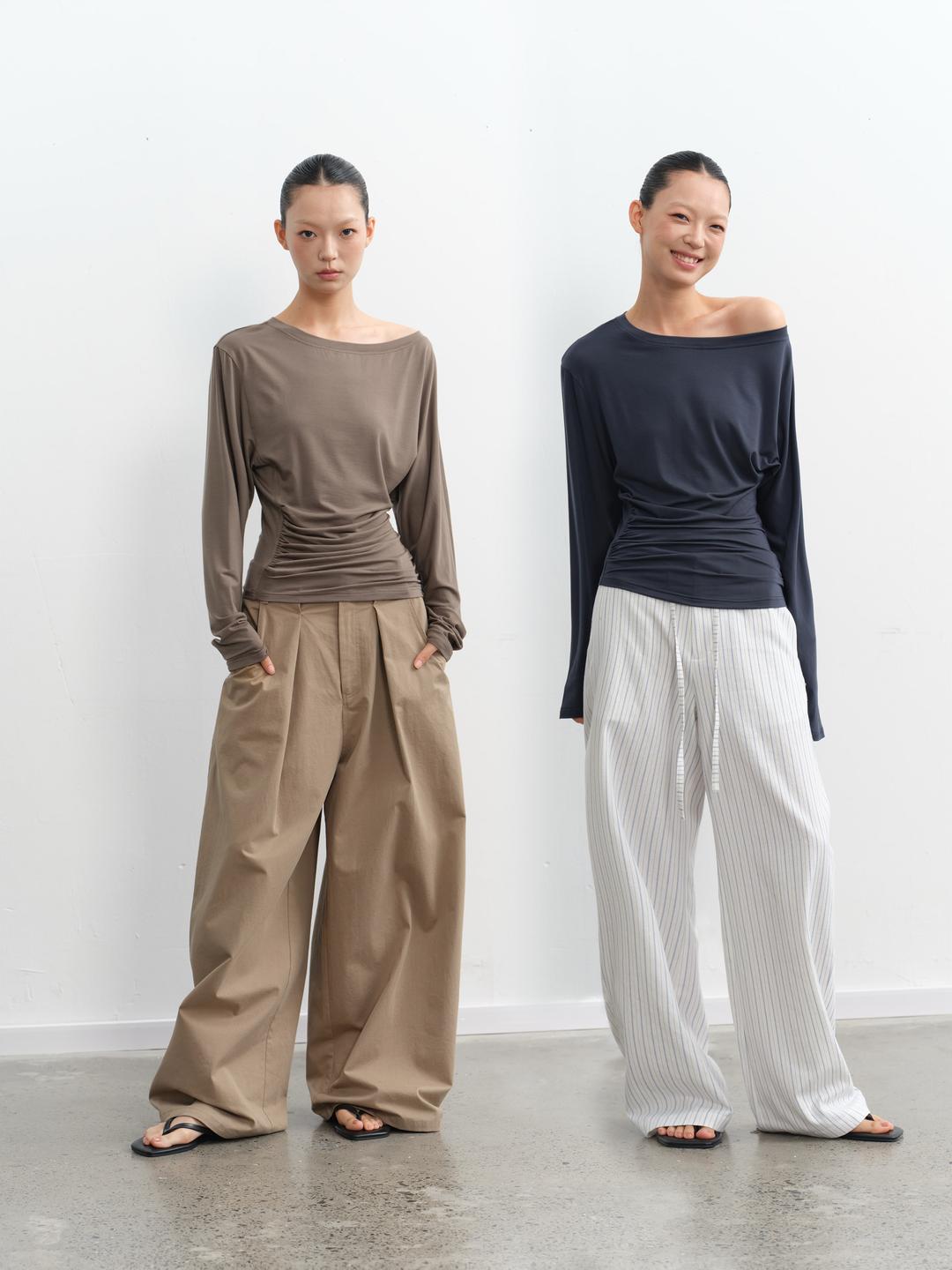 LINY LIBERTY Waist Shirring Off-Shoulder T-Shirt