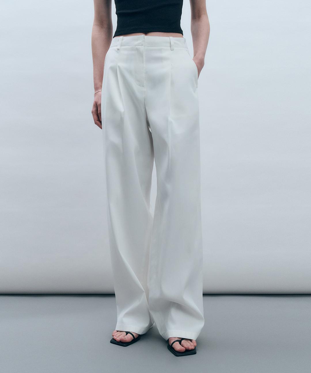 몽돌 에센셜 원 턱 와이드 팬츠 화이트 MDPT049WHITE