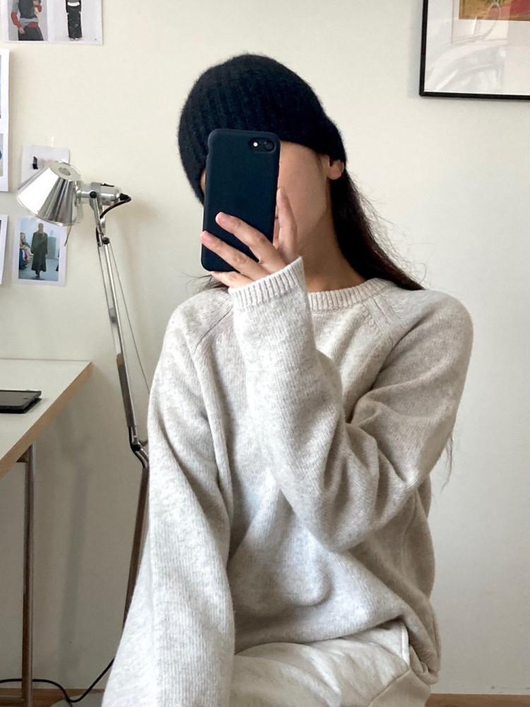 romanticize 로맨티사이즈 백 포인트 니트