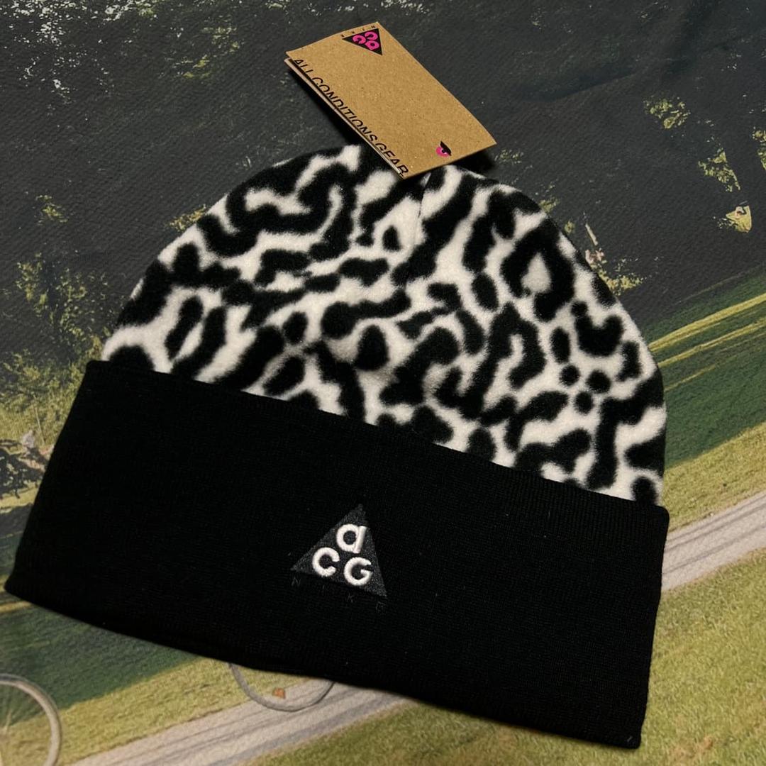 ACG 패턴 비니