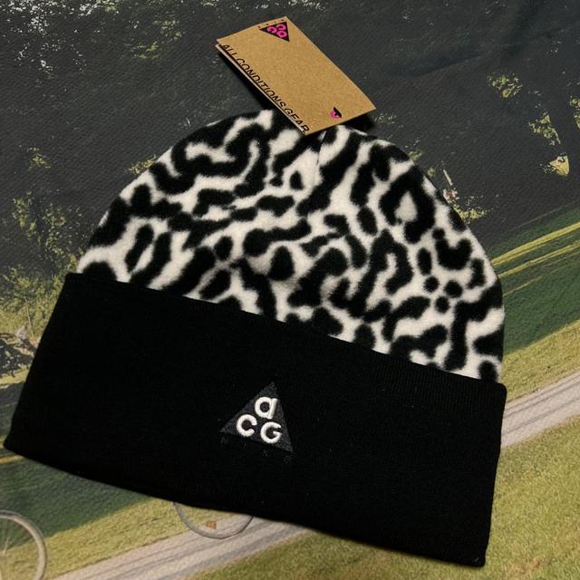ACG 패턴 비니