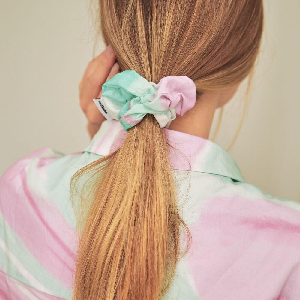 (Minimum Waste) PINK/GREEN Hair Scrunchie