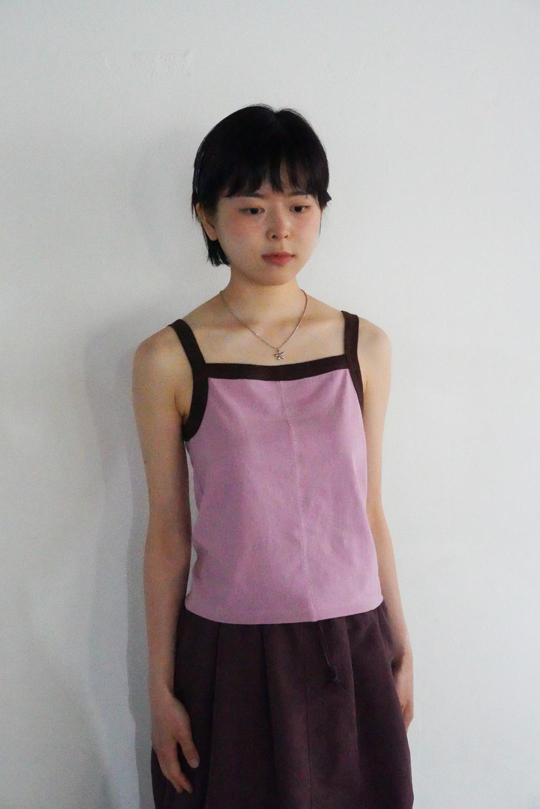 STITCH POINT SLEEVELESS - CHERRY