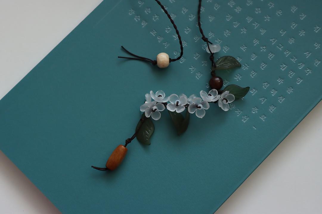 끈갈피 : 은목서