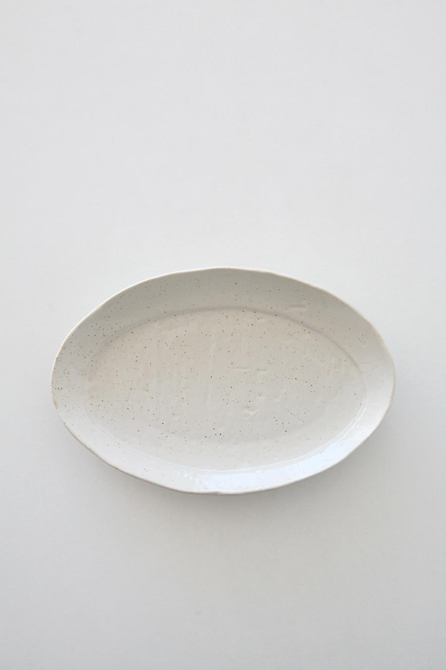 Marumo white oval 23cm