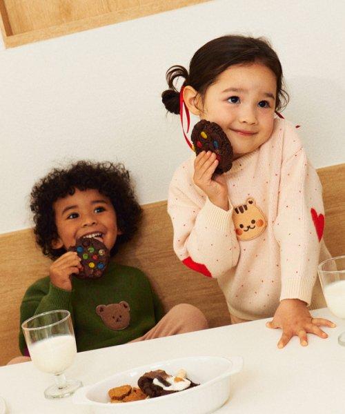 돗프렌즈 깨알하트 풀오버