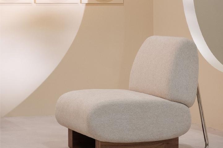CHARON EASY CHAIR - OATMEAL