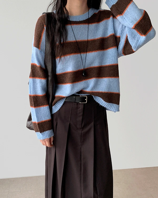 카브 라운드 스트라이프 니트