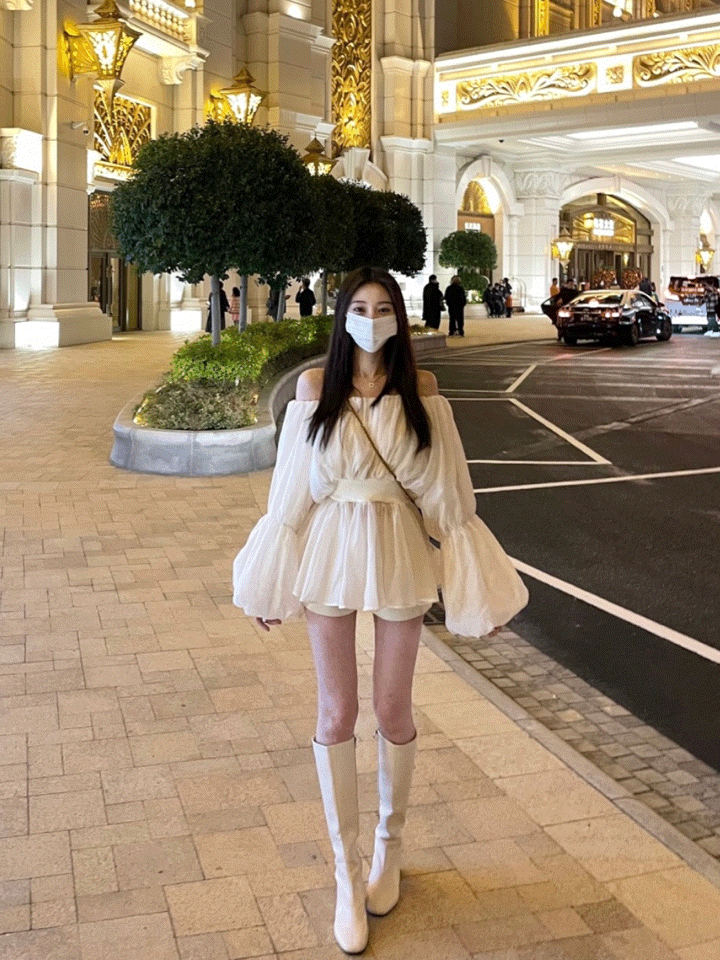 샤샤 쉬폰 오프숄더 블라우스[문의폭주 | 봄신상]