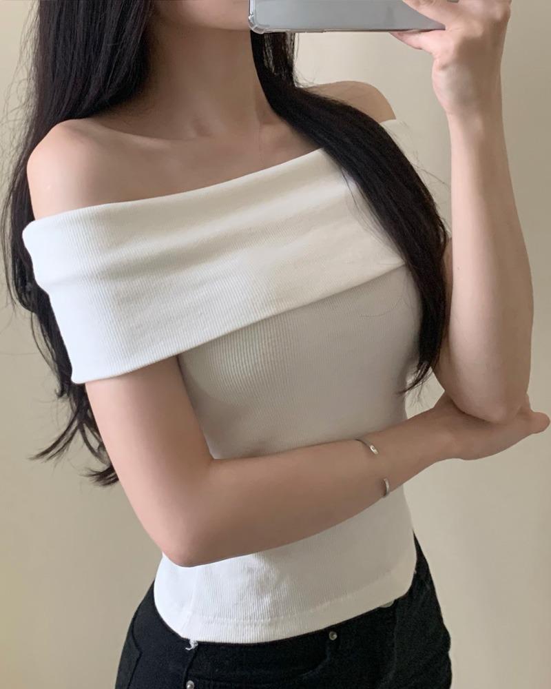 날개 오프숄더티셔츠
