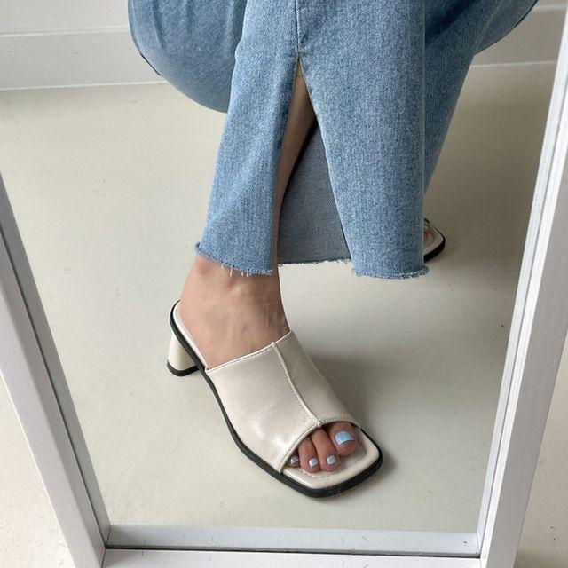 아인즈 사각 스퀘어토 뮬 절개 스티치 블로퍼 슬리퍼 미들힐 샌들 구두