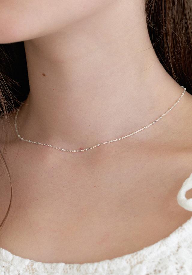 Simple Twinkle Necklace