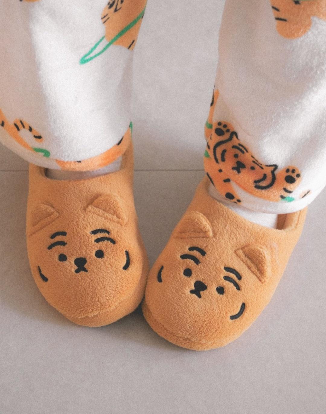 무직타이거 뚱랑이 털 슬리퍼 2종