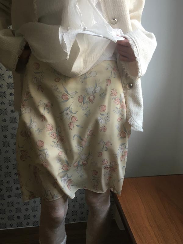미뮤즈씨 뮤드 flower midi skirt