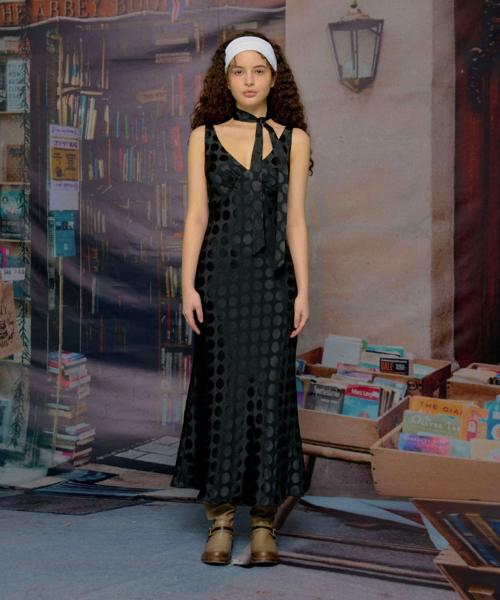 Pearl Dot Dress  (Scarf Set / Black)