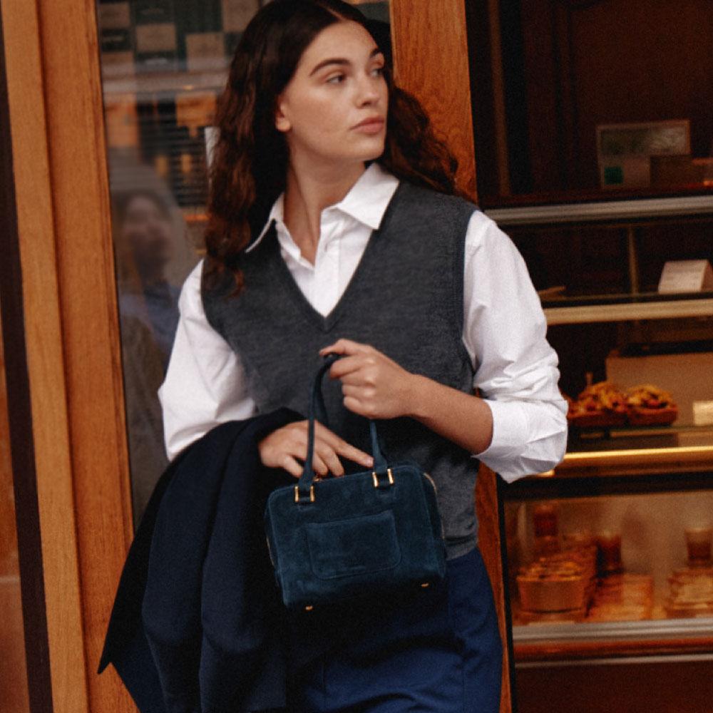 Cayley Boston Bag Small Navy
