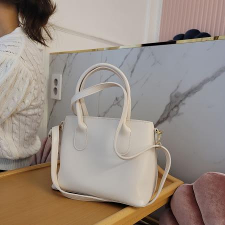 이런 상품 어때요? [2Color] 앤 토트 크로스백