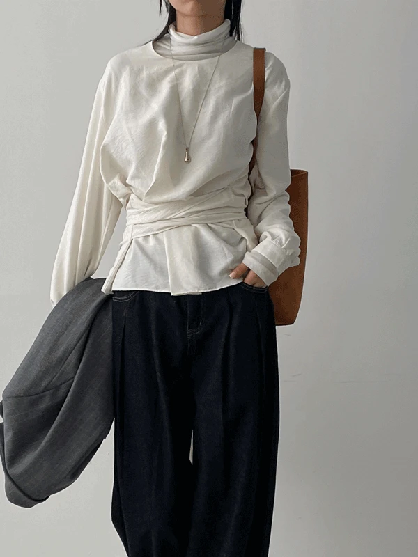 [하객룩/체형커버] 다이아 프릴 랩 블라우스 (3C)