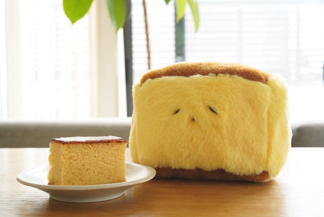 カステラのぬいぐるみ