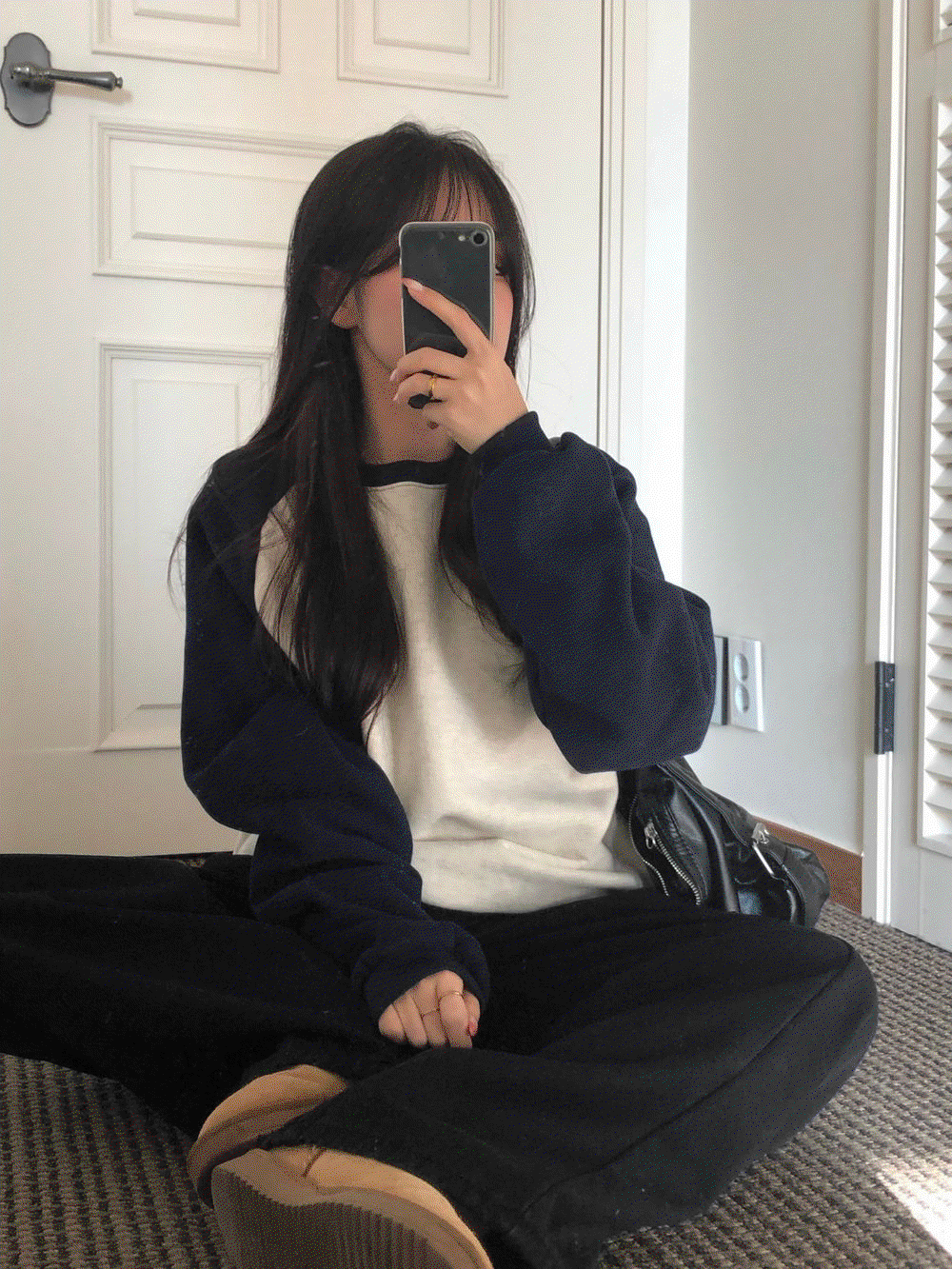 뮤즈 배색 맨투맨 - 2 color