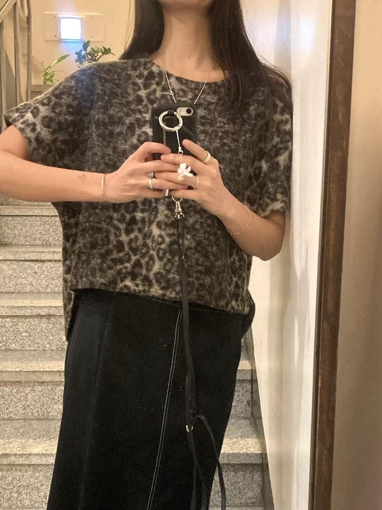 leopard pattern unbalance top