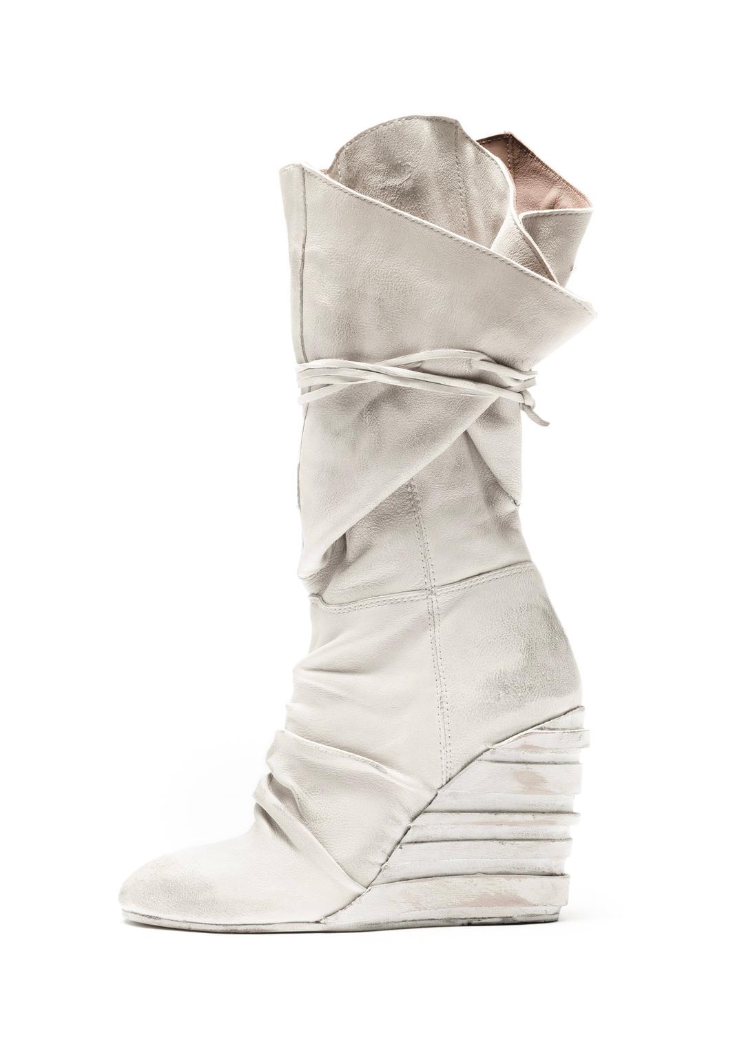 LAYERED CONCRETE HEEL - IT39