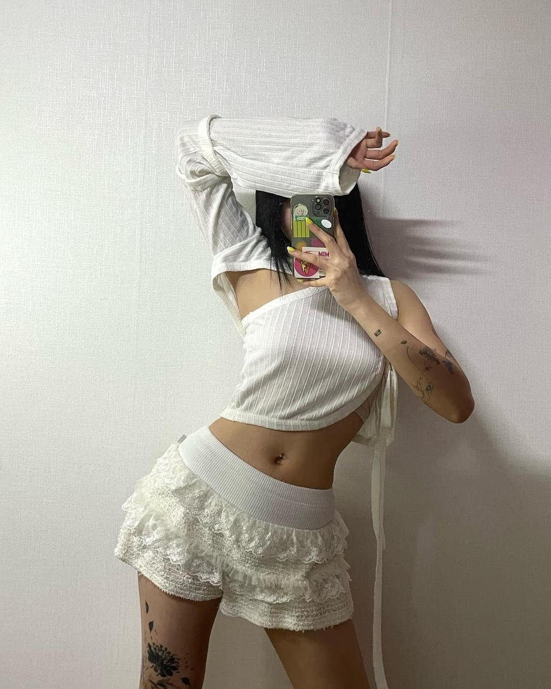 Chiffon cake top | 후루츠패밀리