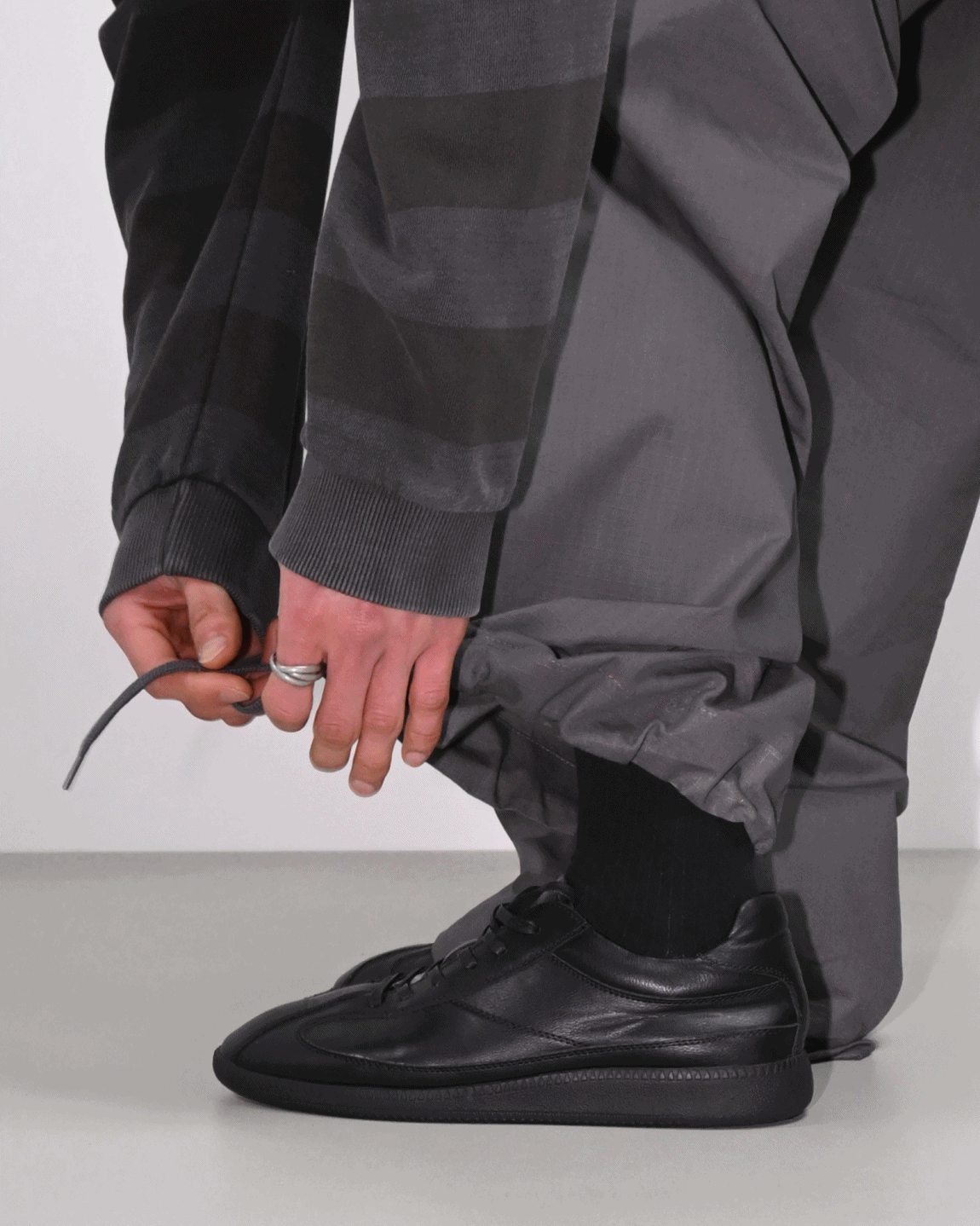 faint check cargo pants