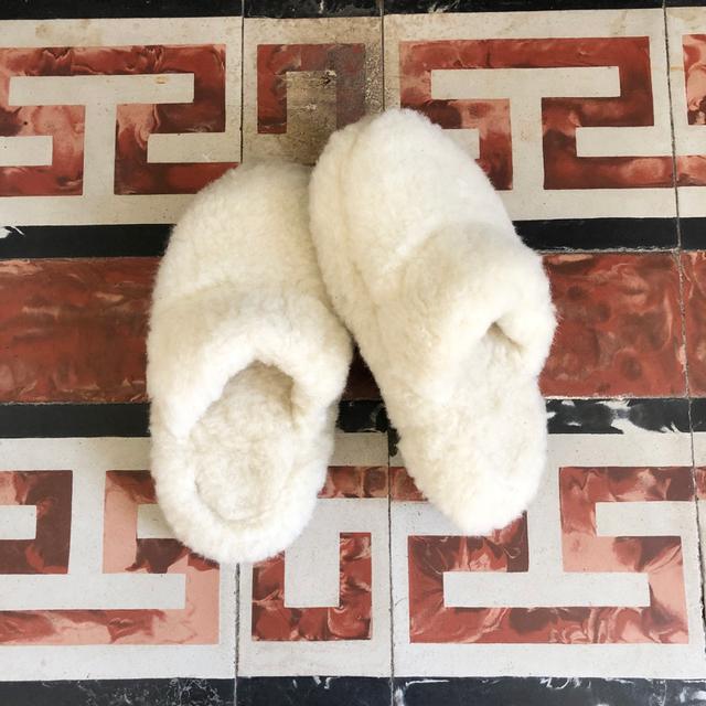 양털 실내화 - 슬리퍼형 FRENCH HOUSE SLIPPER - IVORY
