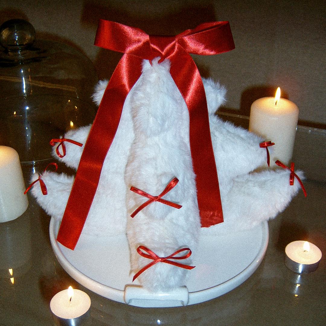 [예약발송] CUDDLY RIBBON X-MAS TREE (SNOW WHITE)