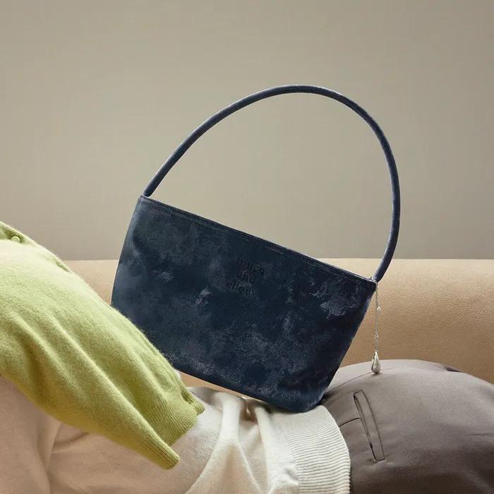 Near Flat Bag _ Deep Navy