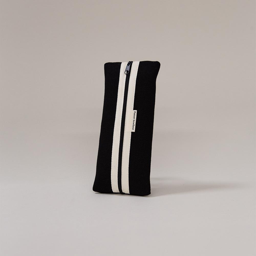 PENCIL CASE (BLACK)