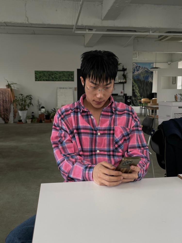 남여공용 오버핏 체크 셔츠