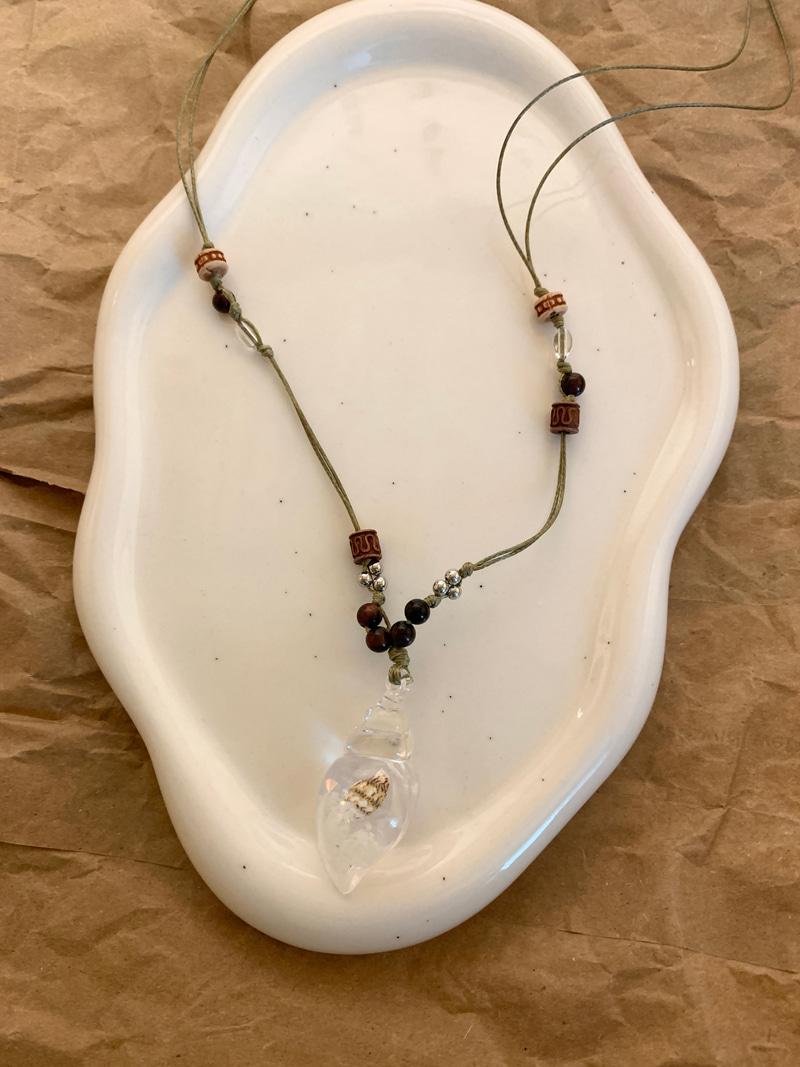 Seashell wood necklace