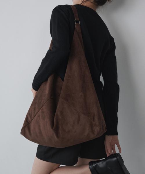 마레 스웨이드 맥시 숄더백 452531001 (Brown)