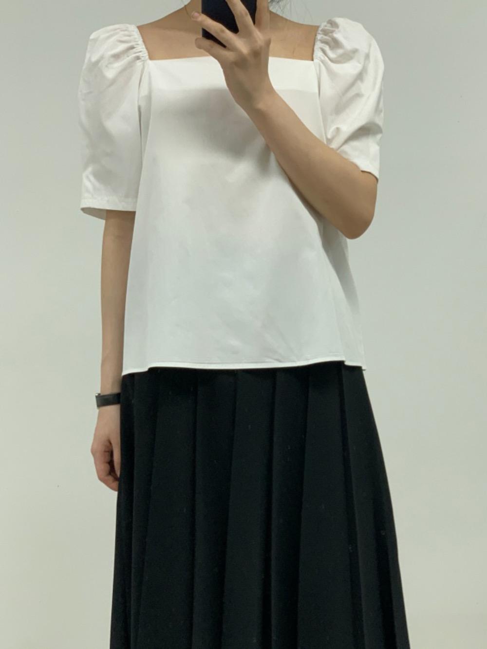 케이트 스퀘어 블라우스 (2colors)