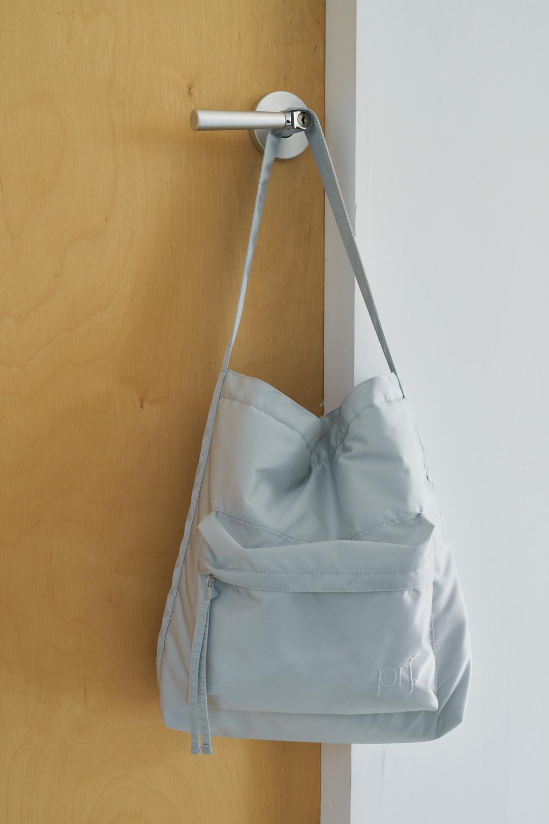 puff pocket padding bag (silver)